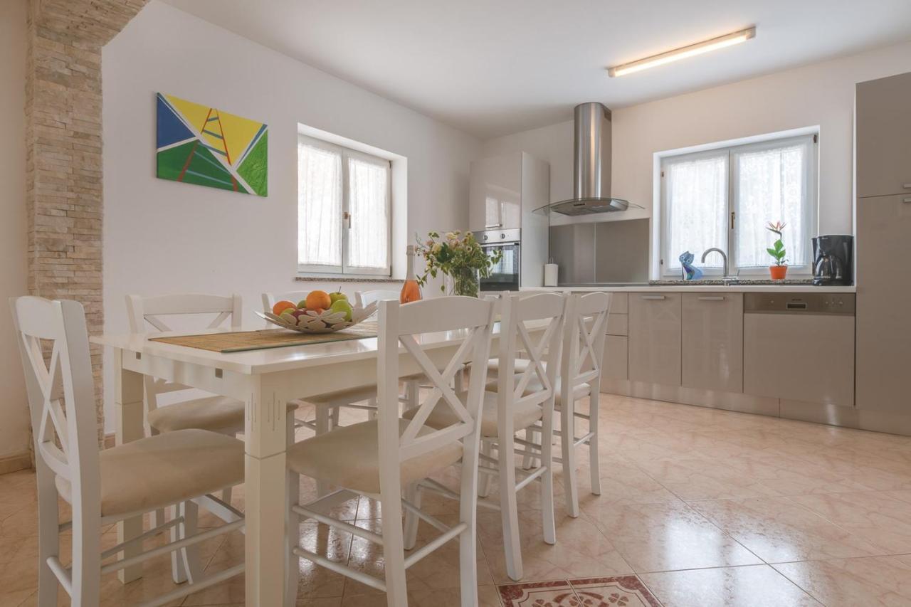 Villa Tanga Rovigno Esterno foto